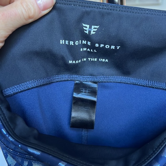 Carbon 38 Workout Legging - Picture 3 of 4